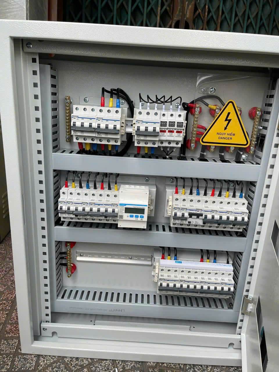 Thi Công Điện Văn Phòng Quận 2 – Hồ Chí Minh | An Toàn – Đúng Chuẩn – Giá Tốt